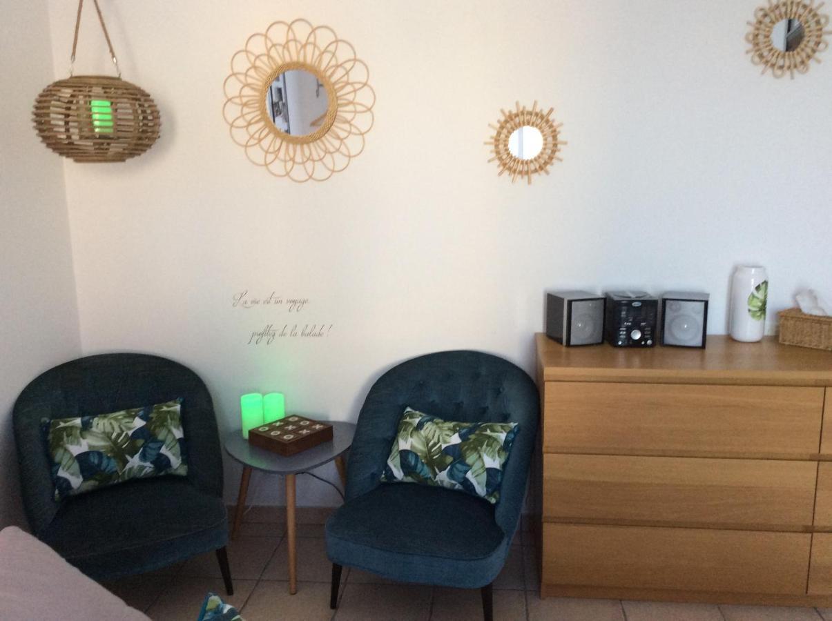 Le Claouraous Calme Bed & Breakfast Canet  Eksteriør bilde