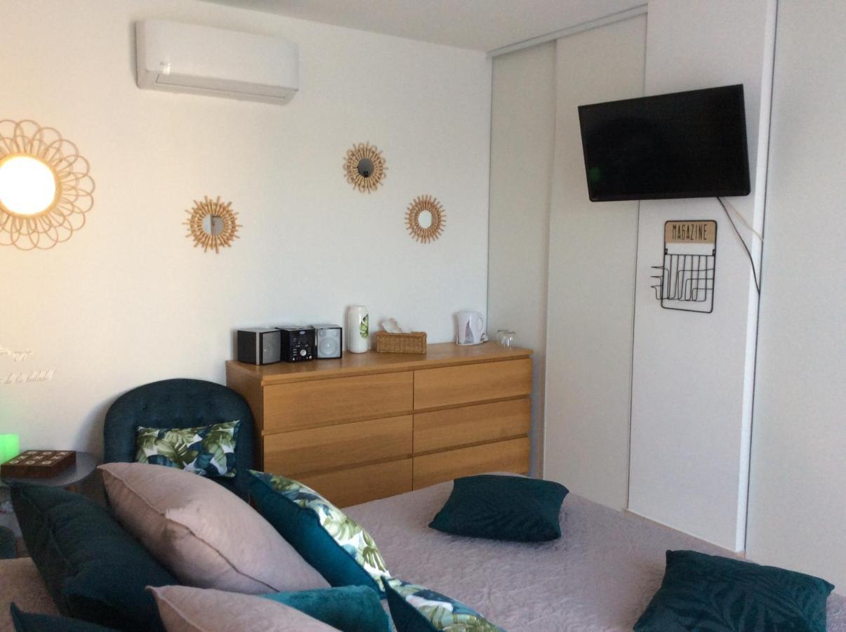 Le Claouraous Calme Bed & Breakfast Canet  Eksteriør bilde